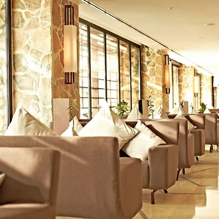 Seno Hotel
